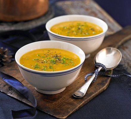 Sopa de abóbora e sálvia