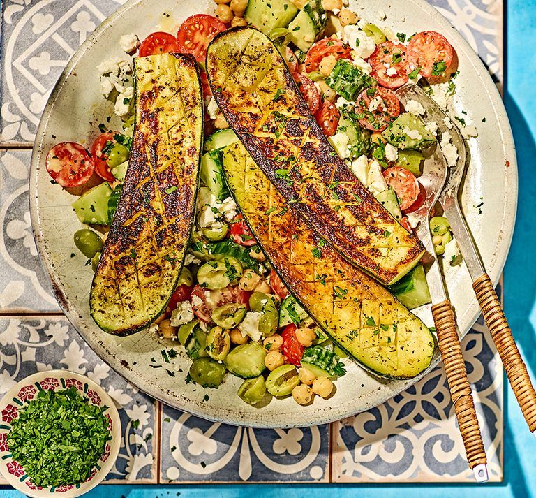 Salada do Mar com molho de hummus